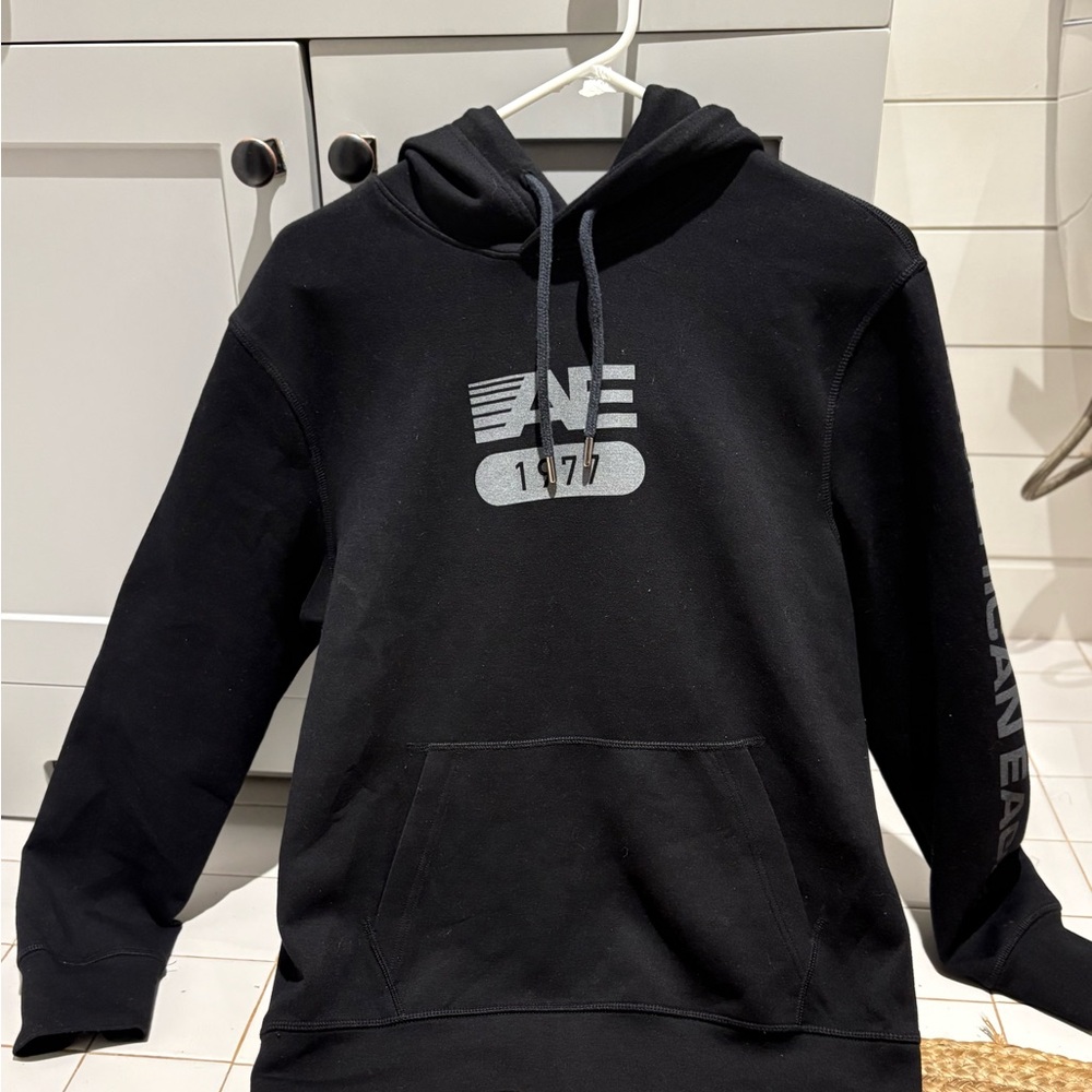 American Eagle Outfitters Black Hoodie with Logo